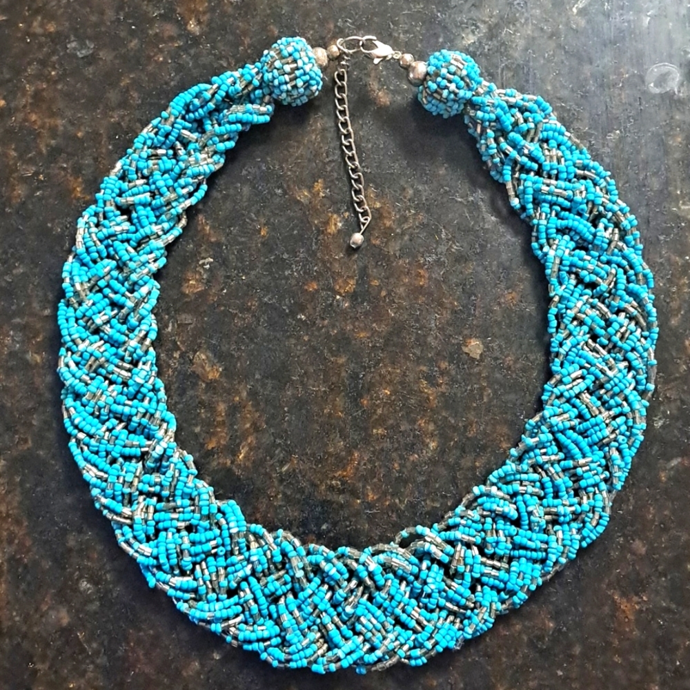 Turquoise * Beaded Woven Necklace Choker Silver & Gray Accents EUC 220